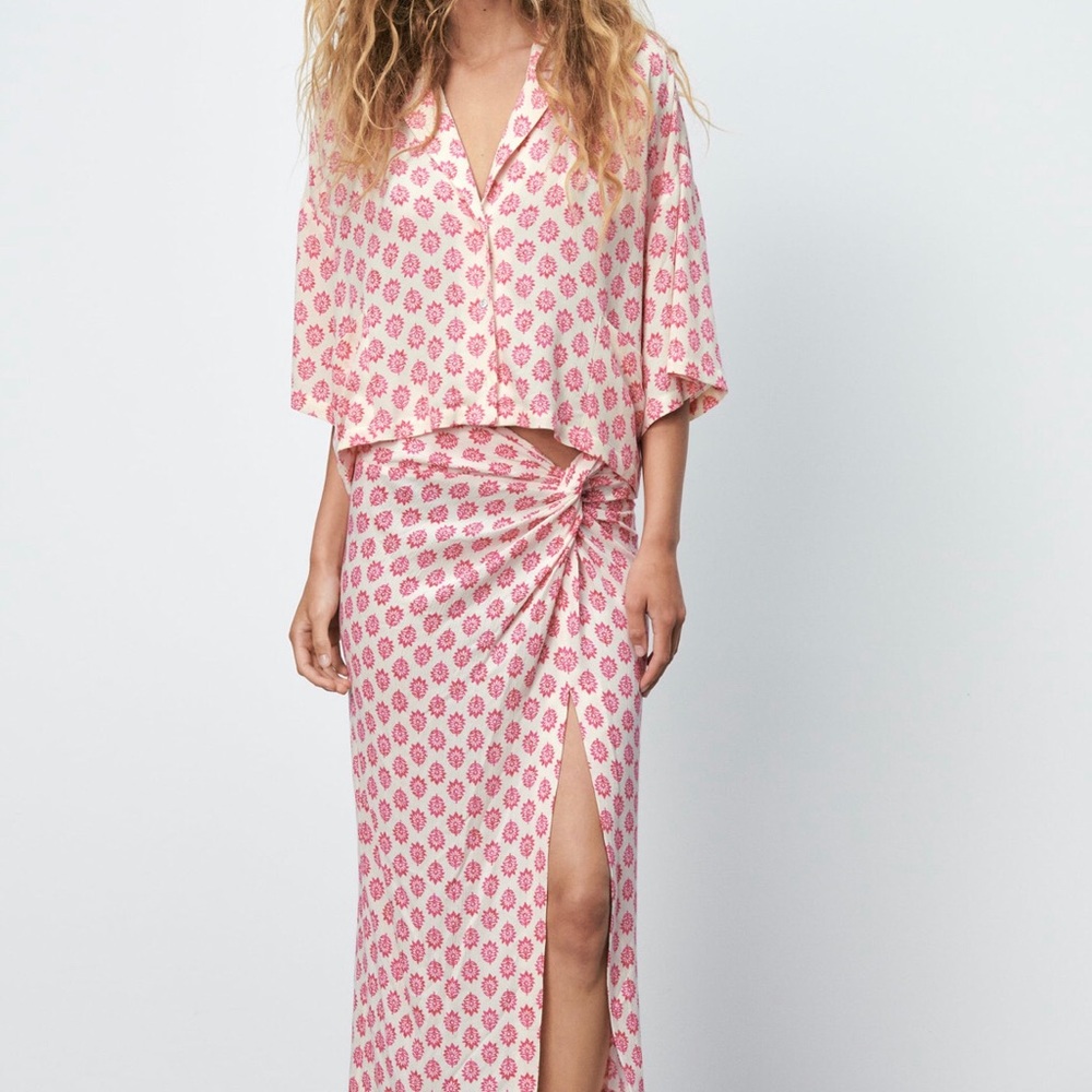 Zara Flowy Printed Shirt Ecru + Printed MIDI Skirt (Set) Sz S